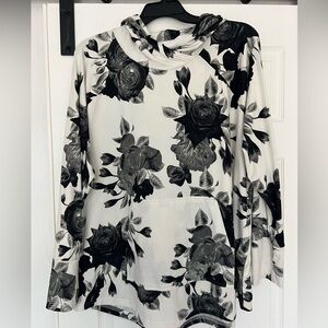 LuLaRoe Amber Black and White Floral Hooded Sweatshirt with Front Pocket